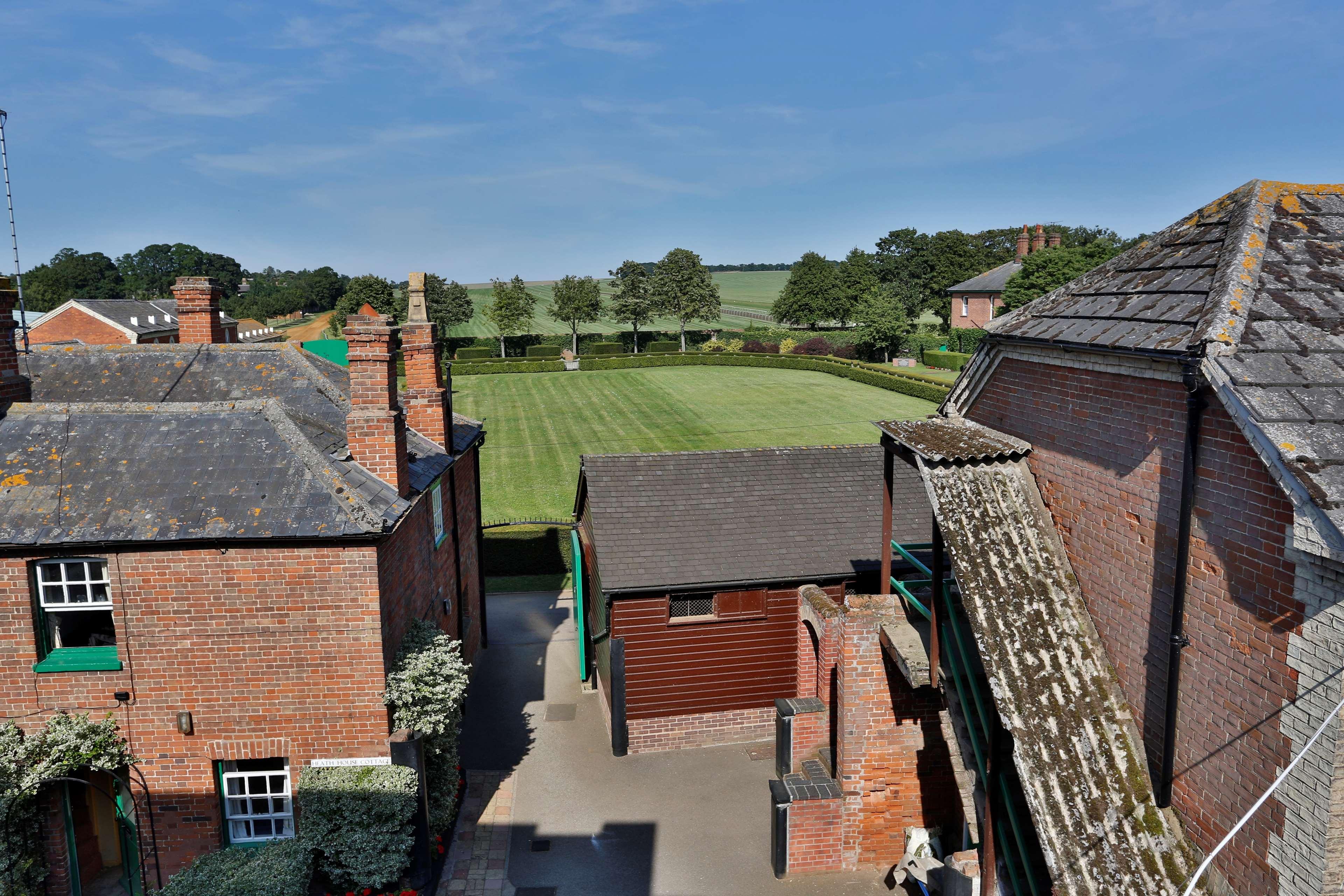 Best Western Heath Court Hotel Newmarket  Eksteriør billede