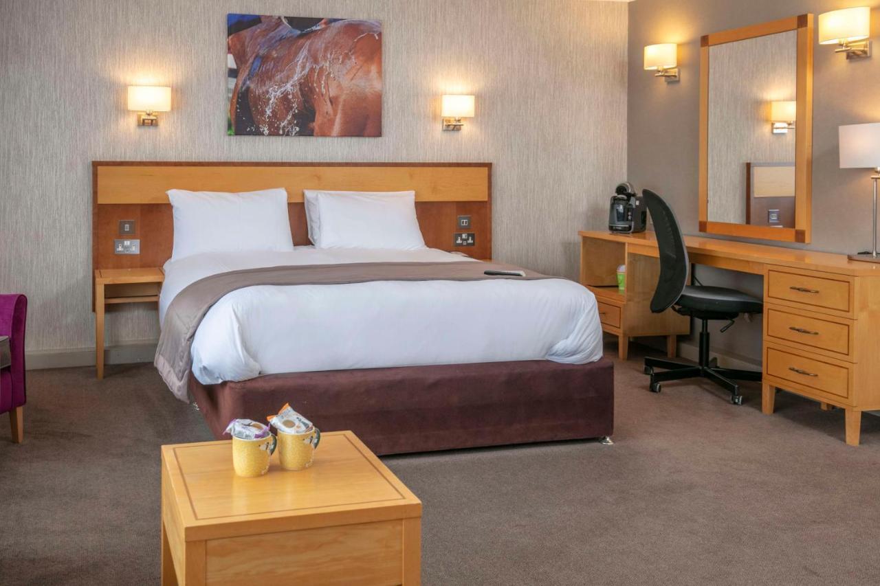 Best Western Heath Court Hotel Newmarket  Eksteriør billede